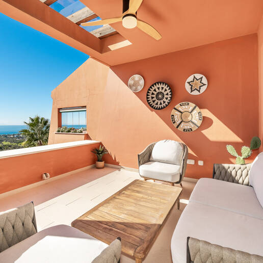 Stilvolles Duplex-Penthouse mit Panoramameerblick in El Rosario