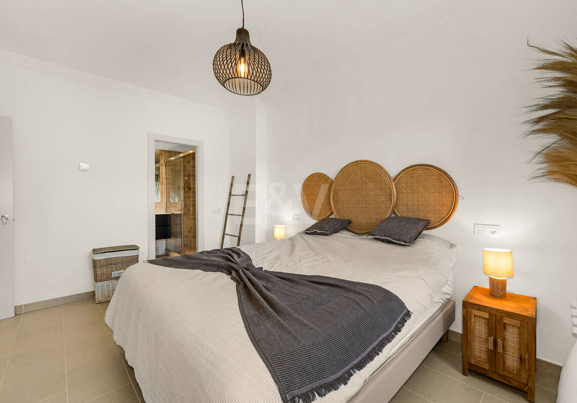 Stilvolles Duplex-Penthouse mit Panoramameerblick in El Rosario