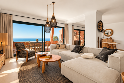 Stilvolles Duplex-Penthouse mit Panoramameerblick in El Rosario