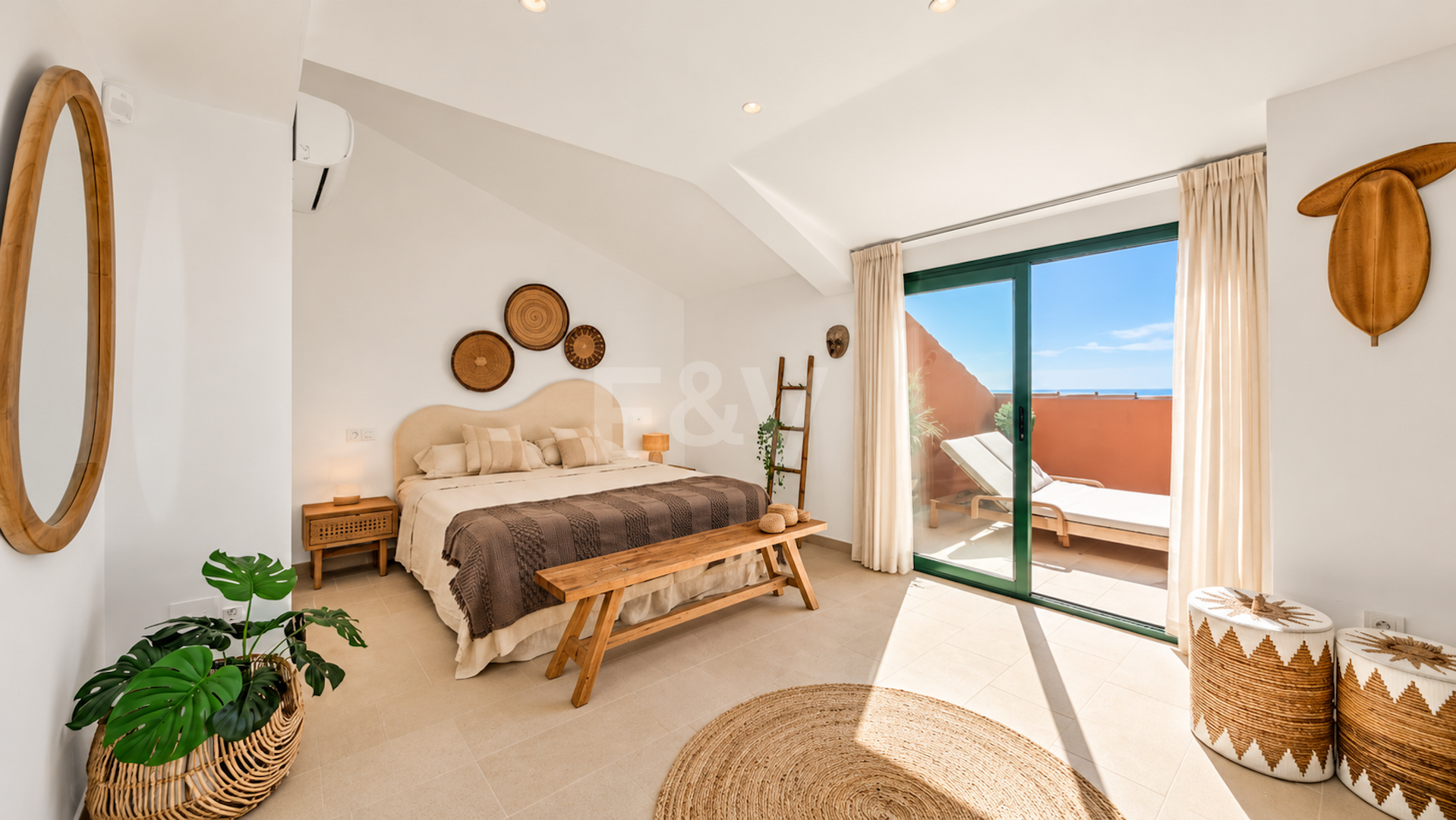 Stilvolles Duplex-Penthouse mit Panoramameerblick in El Rosario