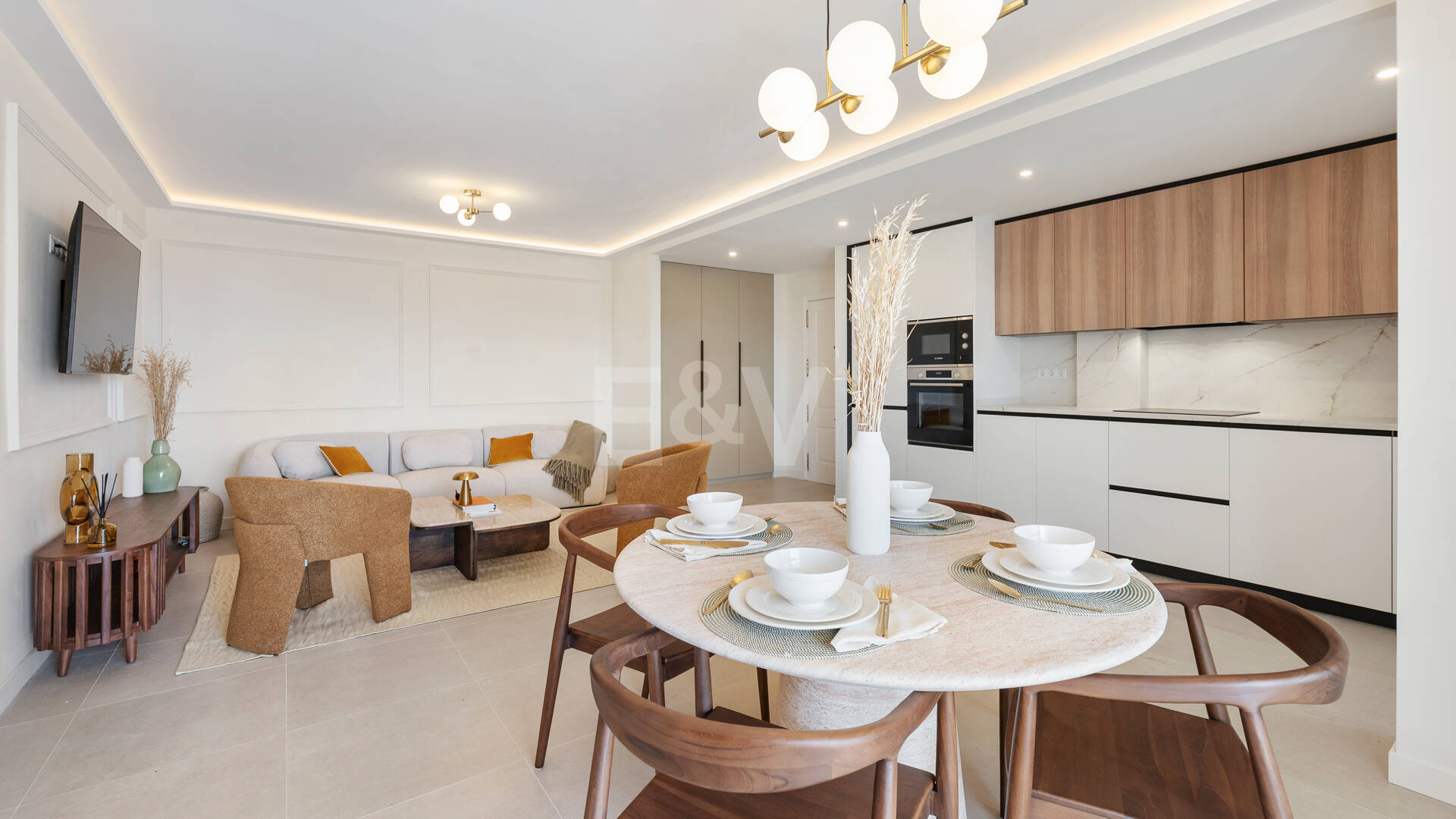 Elegante apartamento orientado al sur, cerca de la playa, en Las Chapas
