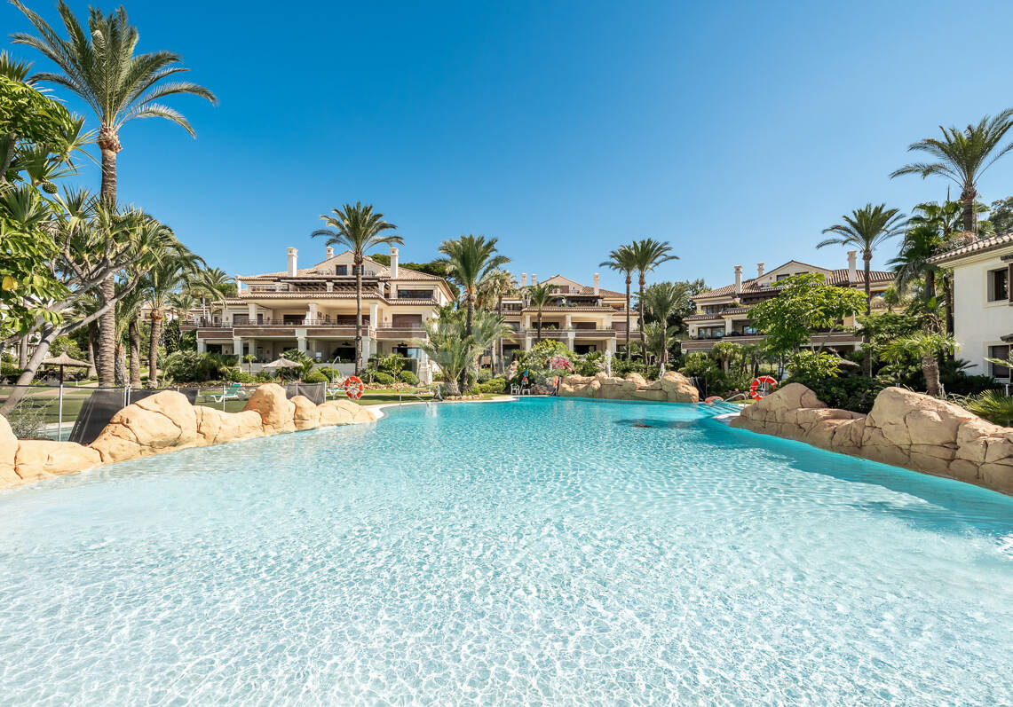 Elegante Wohnung in der exklusiven Wohnanlage Los Monteros Playa