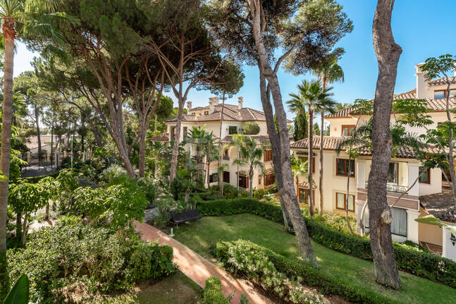 Elegante Wohnung in der exklusiven Wohnanlage Los Monteros Playa