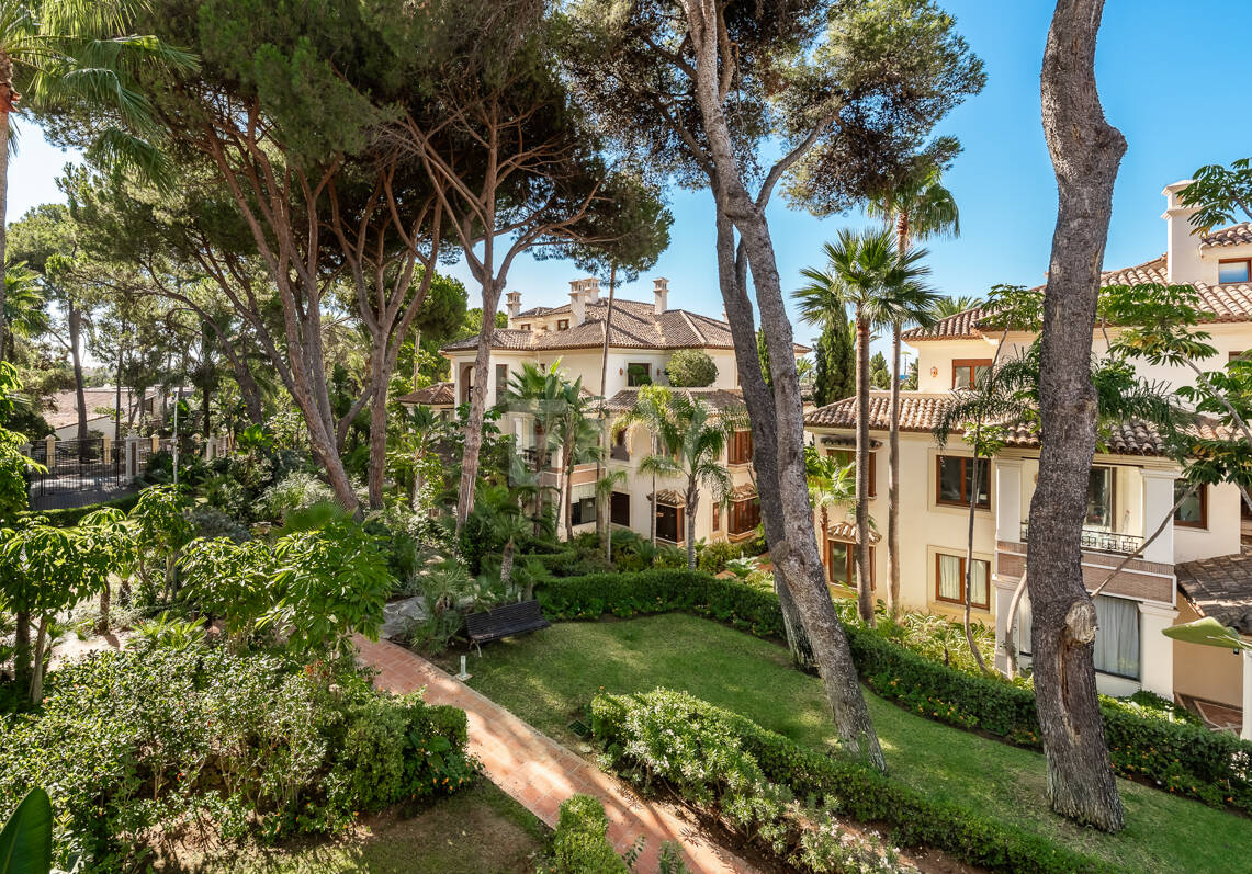 Elegante Wohnung in der exklusiven Wohnanlage Los Monteros Playa