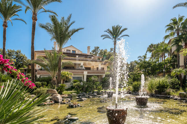 Elegante Wohnung in der exklusiven Wohnanlage Los Monteros Playa