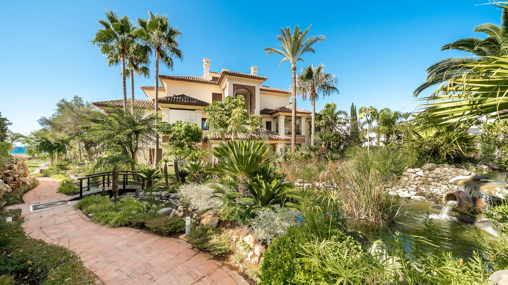 Elegante Wohnung in der exklusiven Wohnanlage Los Monteros Playa