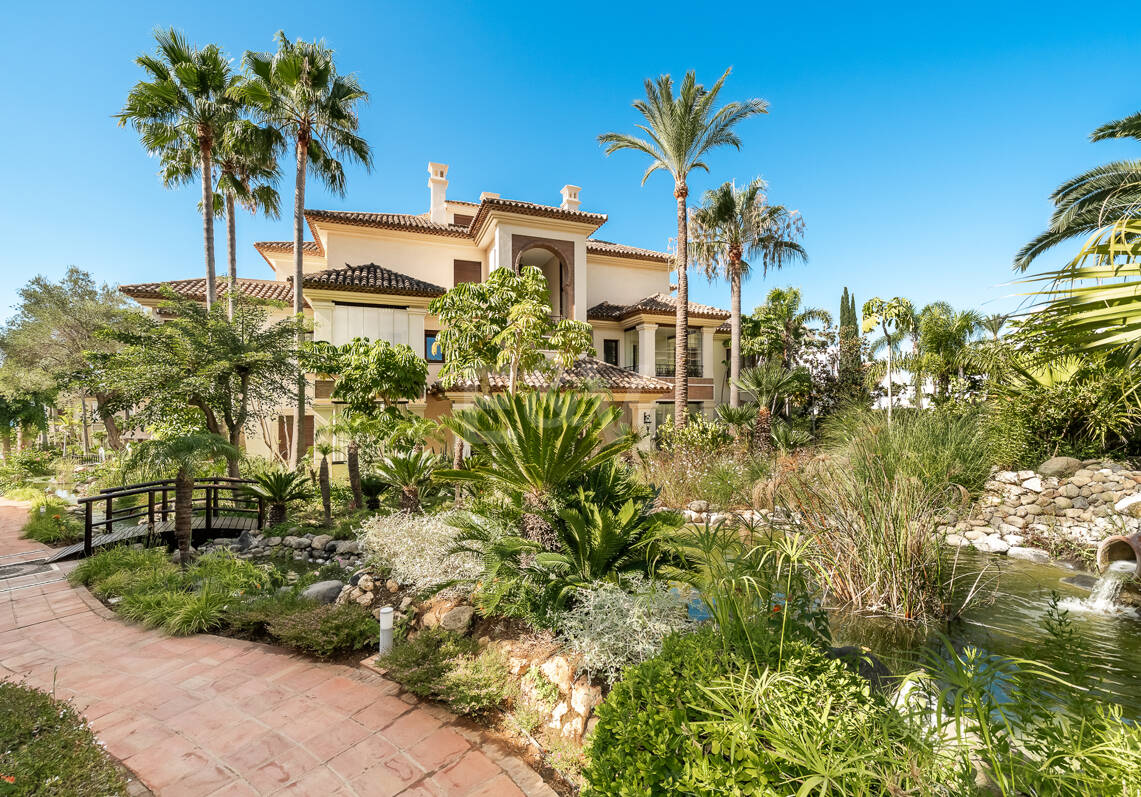 Elegante Wohnung in der exklusiven Wohnanlage Los Monteros Playa