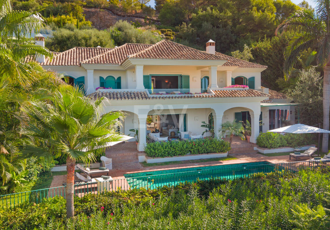 Außergewöhnliche Villa in Cascada de Camoján, Marbella