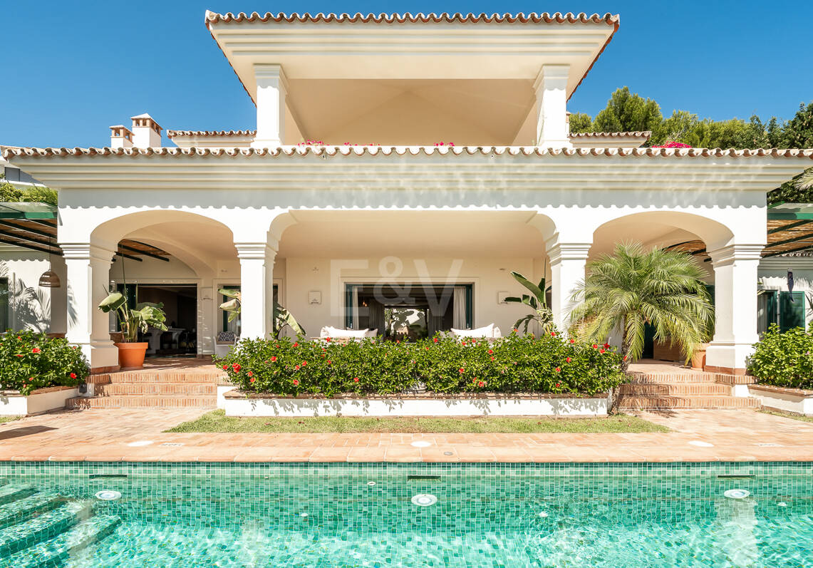 Außergewöhnliche Villa in Cascada de Camoján, Marbella