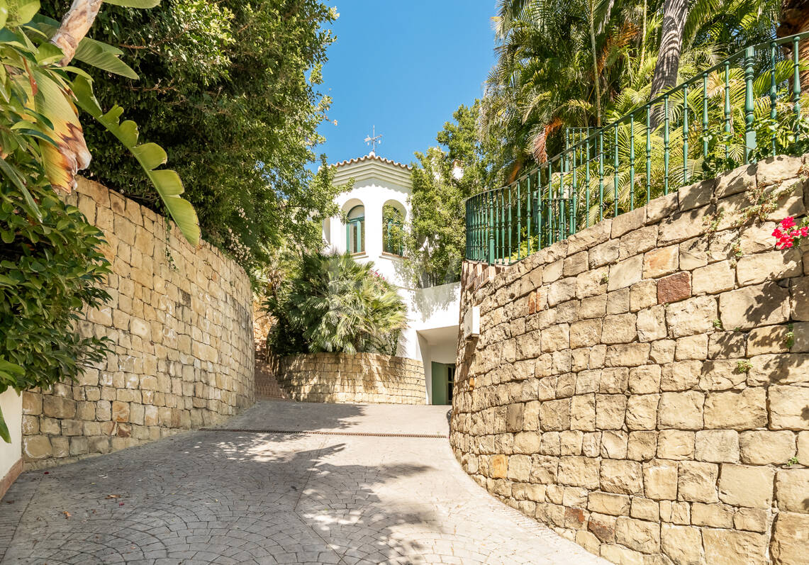 Außergewöhnliche Villa in Cascada de Camoján, Marbella