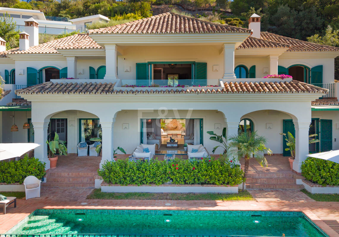 Außergewöhnliche Villa in Cascada de Camoján, Marbella