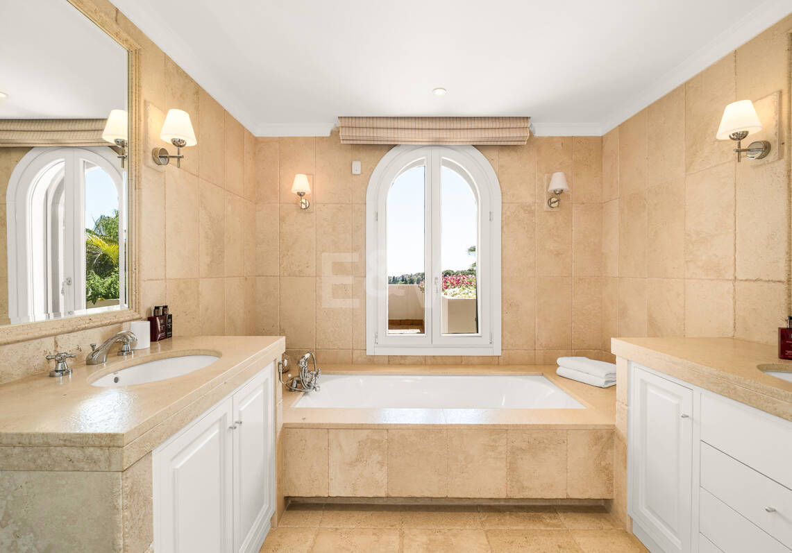 Exceptional Villa in Cascada de Camoján, Marbella