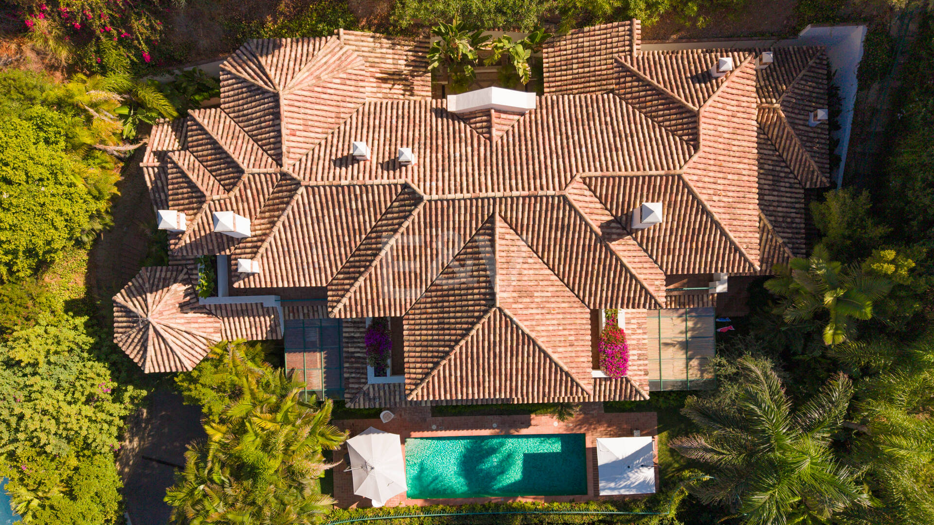 Außergewöhnliche Villa in Cascada de Camoján, Marbella