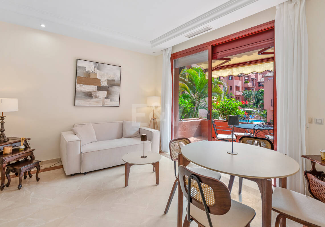 3-Schlafzimmer-Apartment in Elviria – Strandnahes Wohnen & Vielseitig Nutzbare Terrasse