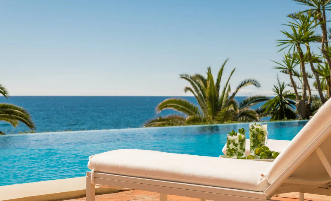 Villa for rent in Marbella Golden Mile, Marbella with 15 bedrooms, 15 bathrooms and has pool and garden.

This property has...