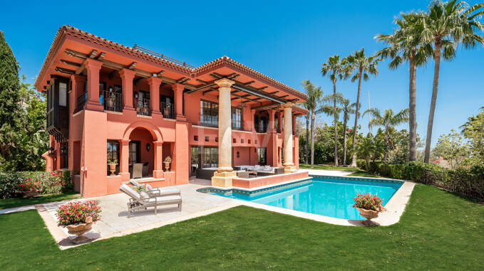 Eine außergewöhnliche Luxusvilla in Marbellas prestigeträchtigster Wohnlage
