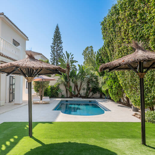 Family Villa Steps from the Golf Club in Guadalmina Alta