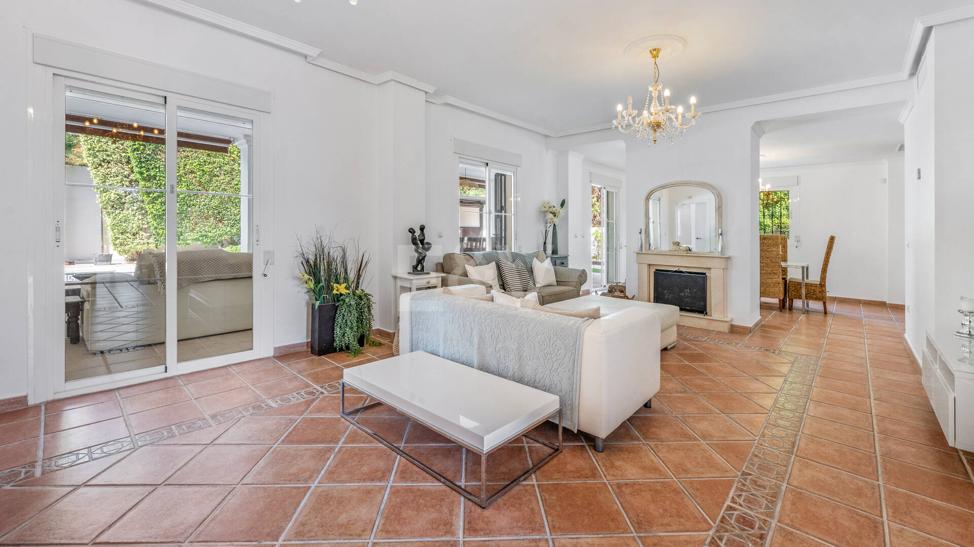 Family Villa Steps from the Golf Club in Guadalmina Alta