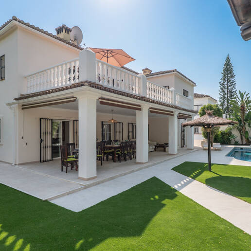 Family Villa Steps from the Golf Club in Guadalmina Alta