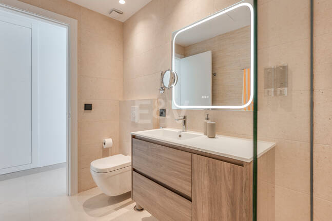 Appartement rez de chaussée à louer en Marbella Club Golf Resort, Benahavis