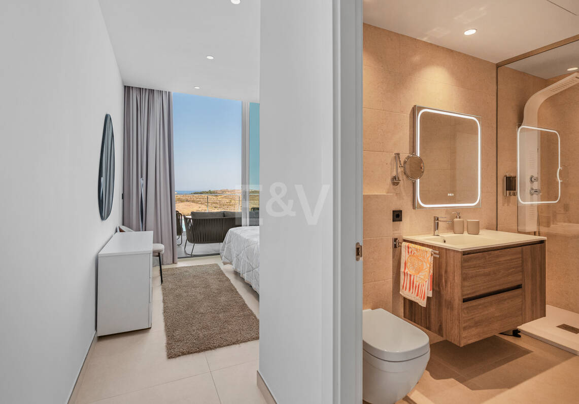 Appartement rez de chaussée à louer en Marbella Club Golf Resort, Benahavis