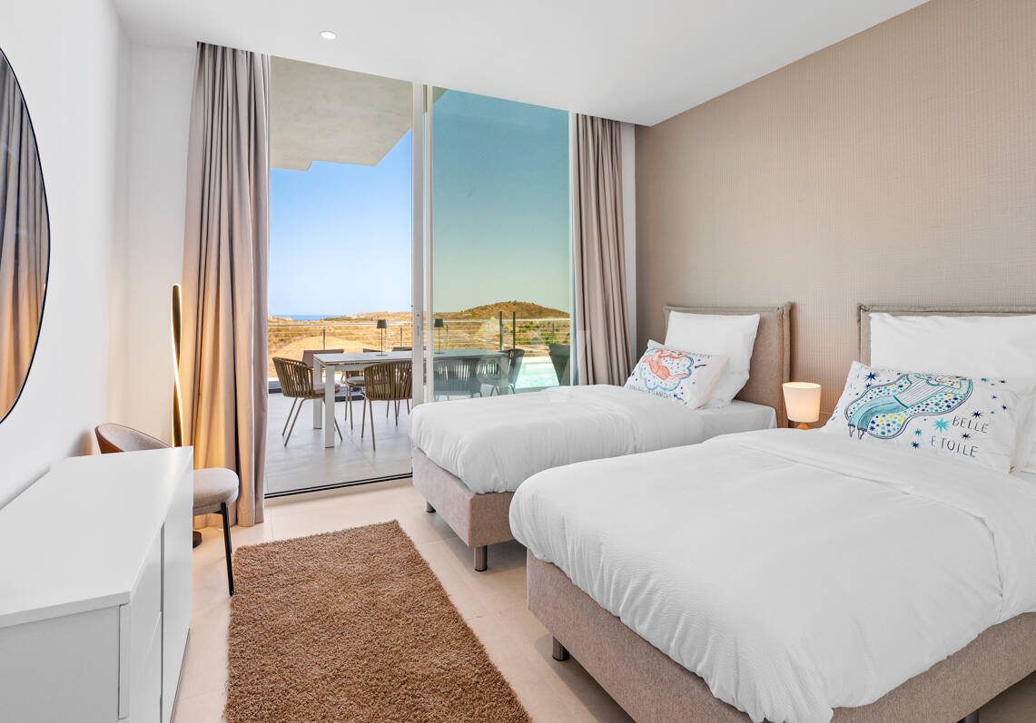 Appartement rez de chaussée à louer en Marbella Club Golf Resort, Benahavis