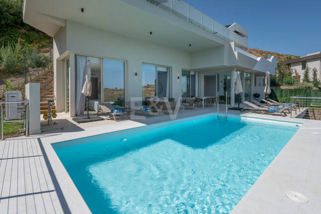 Appartement rez de chaussée à louer en Marbella Club Golf Resort, Benahavis
