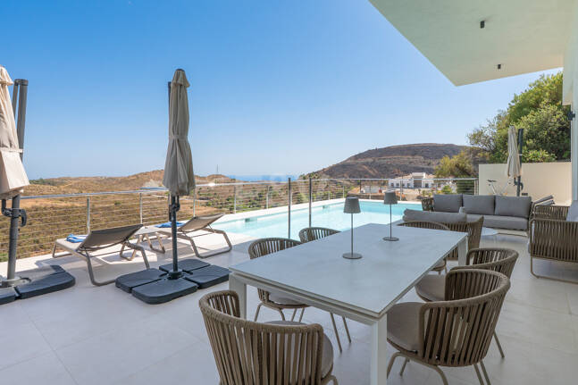 Appartement rez de chaussée à louer en Marbella Club Golf Resort, Benahavis