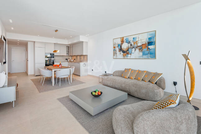 Appartement rez de chaussée à louer en Marbella Club Golf Resort, Benahavis