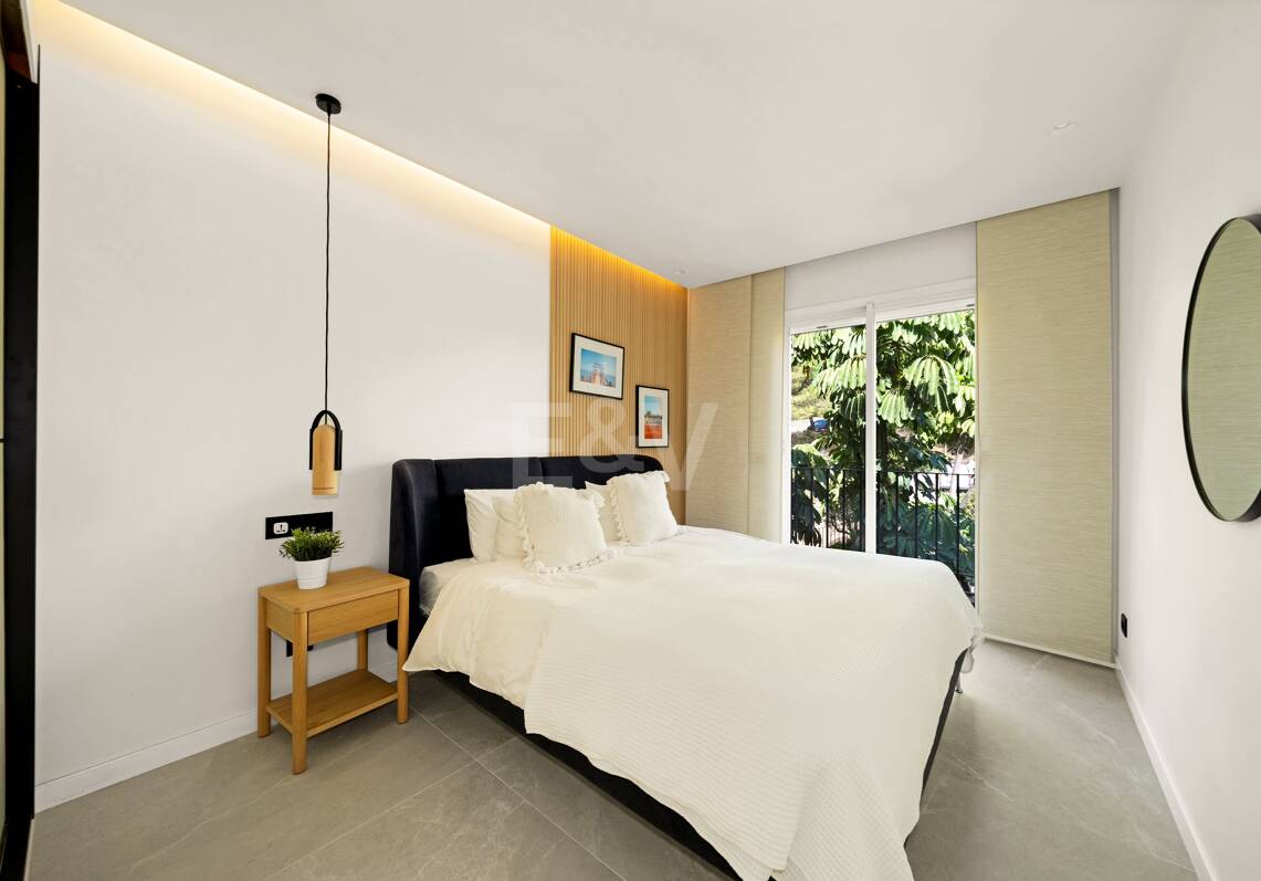Renoviertes Duplex-Penthouse mit Panoramablick am Golfplatz La Quinta in Benahavís