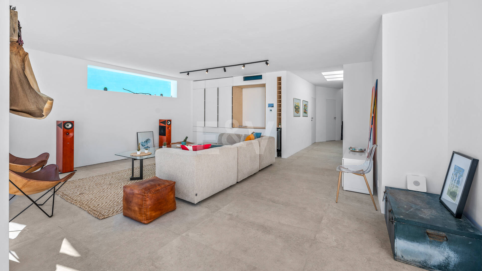 Villa de inspiración escandinava en Elviria Este, Marbella
