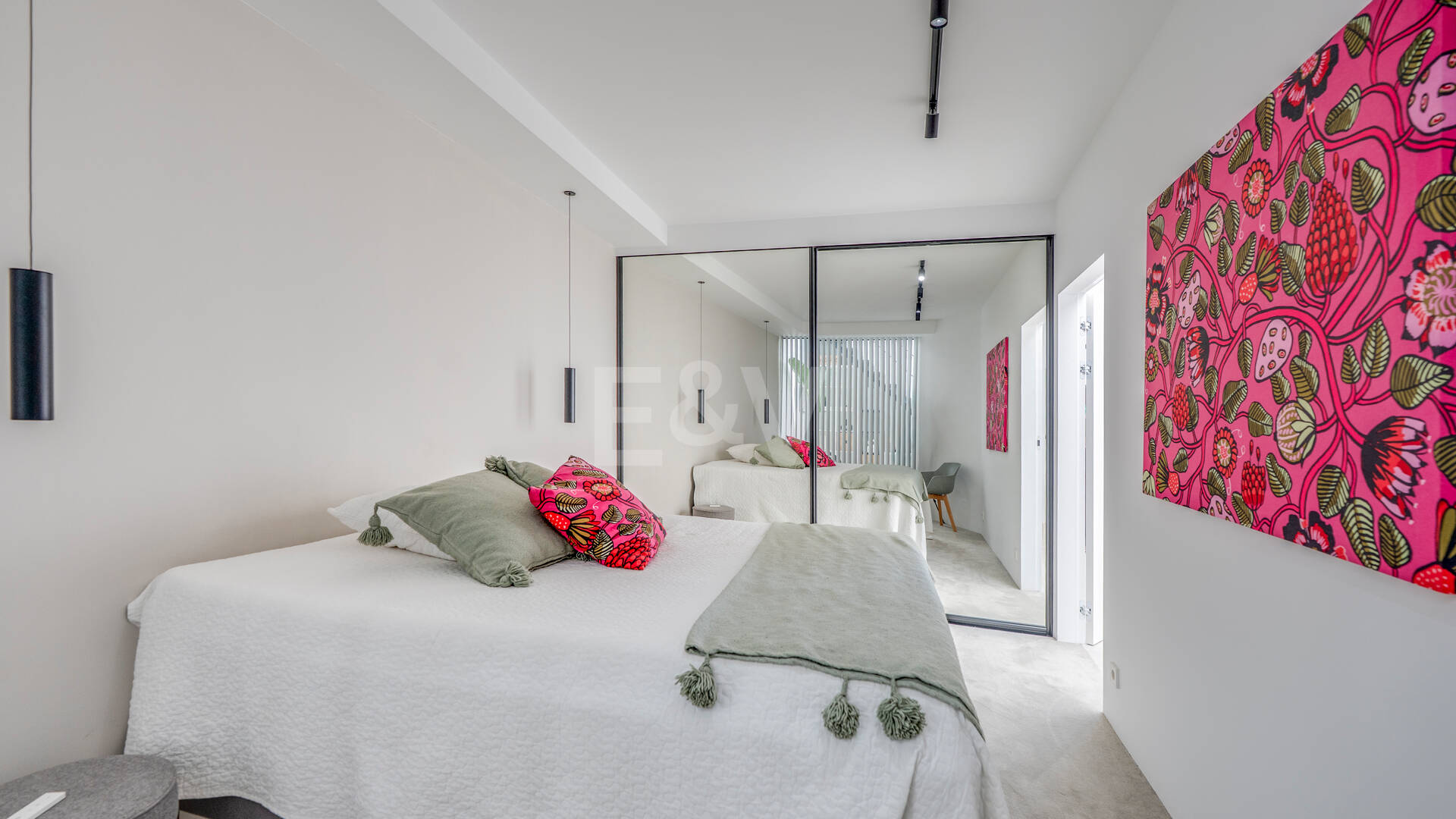 Villa de inspiración escandinava en Elviria Este, Marbella