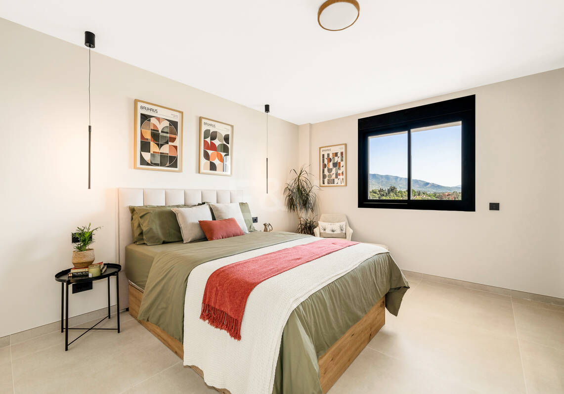 Appartement moderne avec vue sur la montagne et la mer à proximité de Puerto Banus