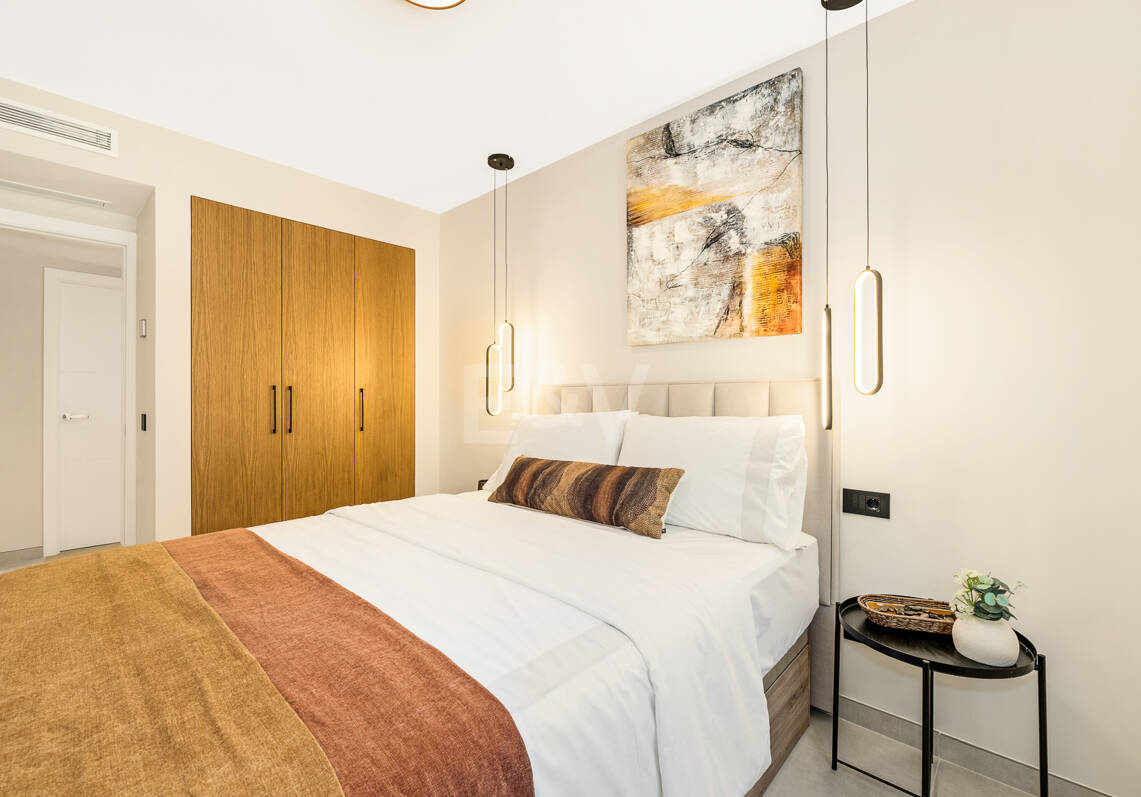 Appartement moderne avec vue sur la montagne et la mer à proximité de Puerto Banus