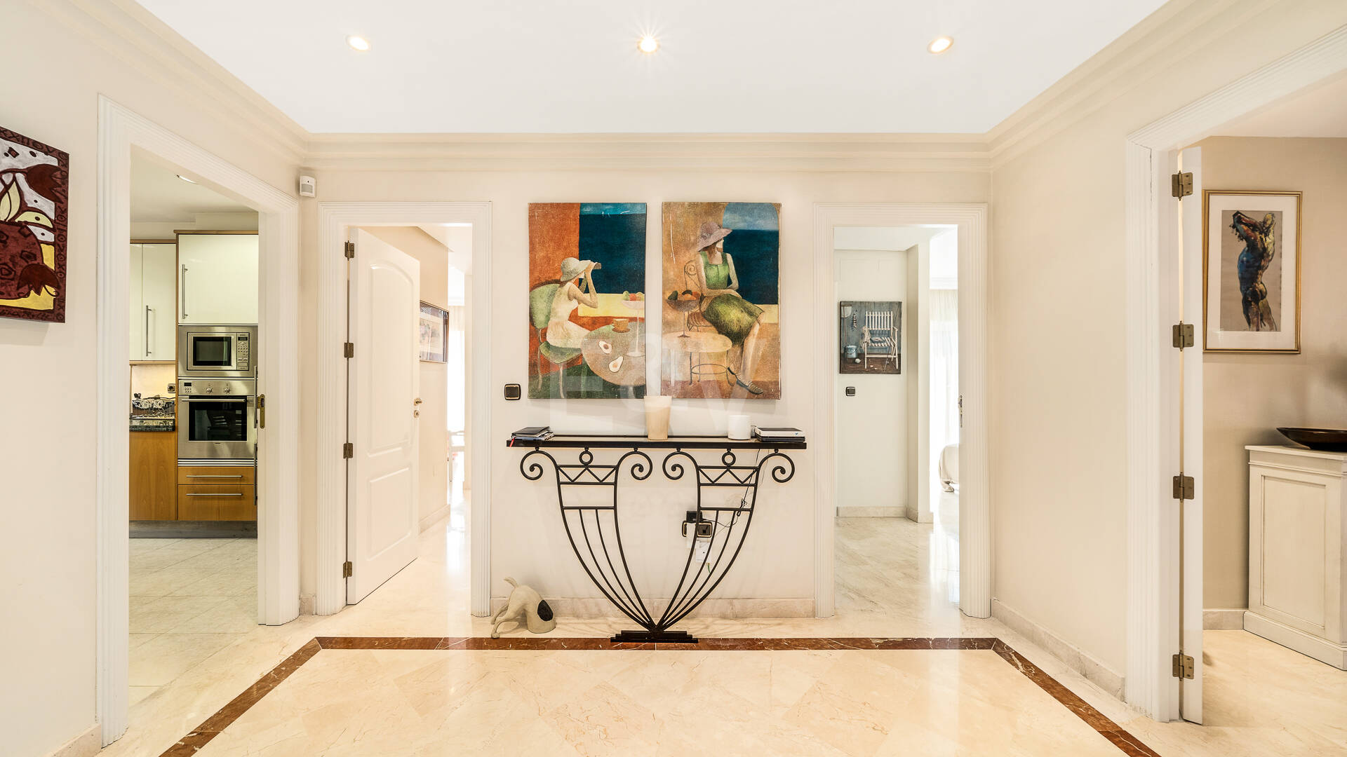 Elegante ático duplex de tres dormitorios en Lagos de Sierra Blanca
