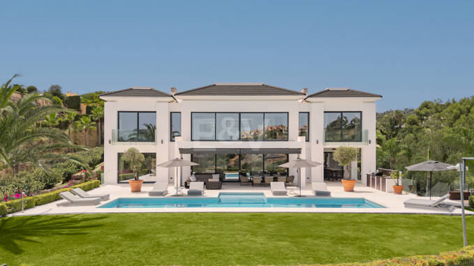 Villa till salu i Los Arqueros, Benahavis