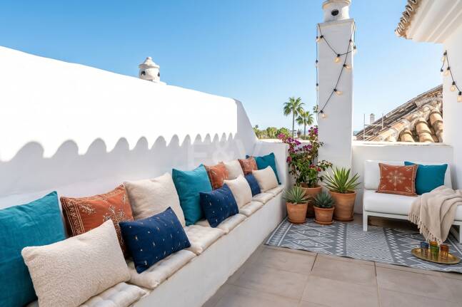 Duplex Penthouse w pierwszej lokalizacji w Nueva Andalucía