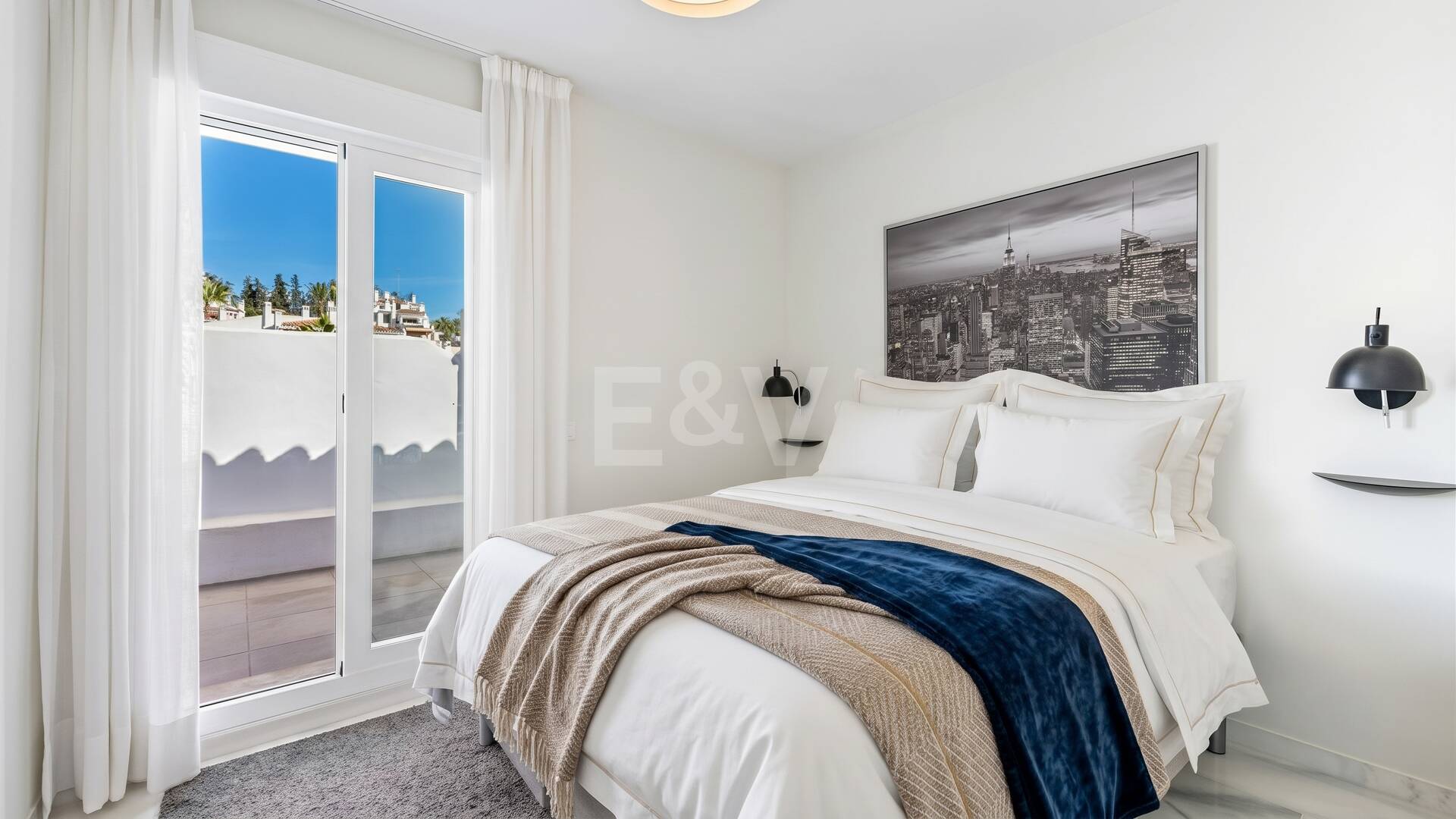 Duplex Penthouse w pierwszej lokalizacji w Nueva Andalucía