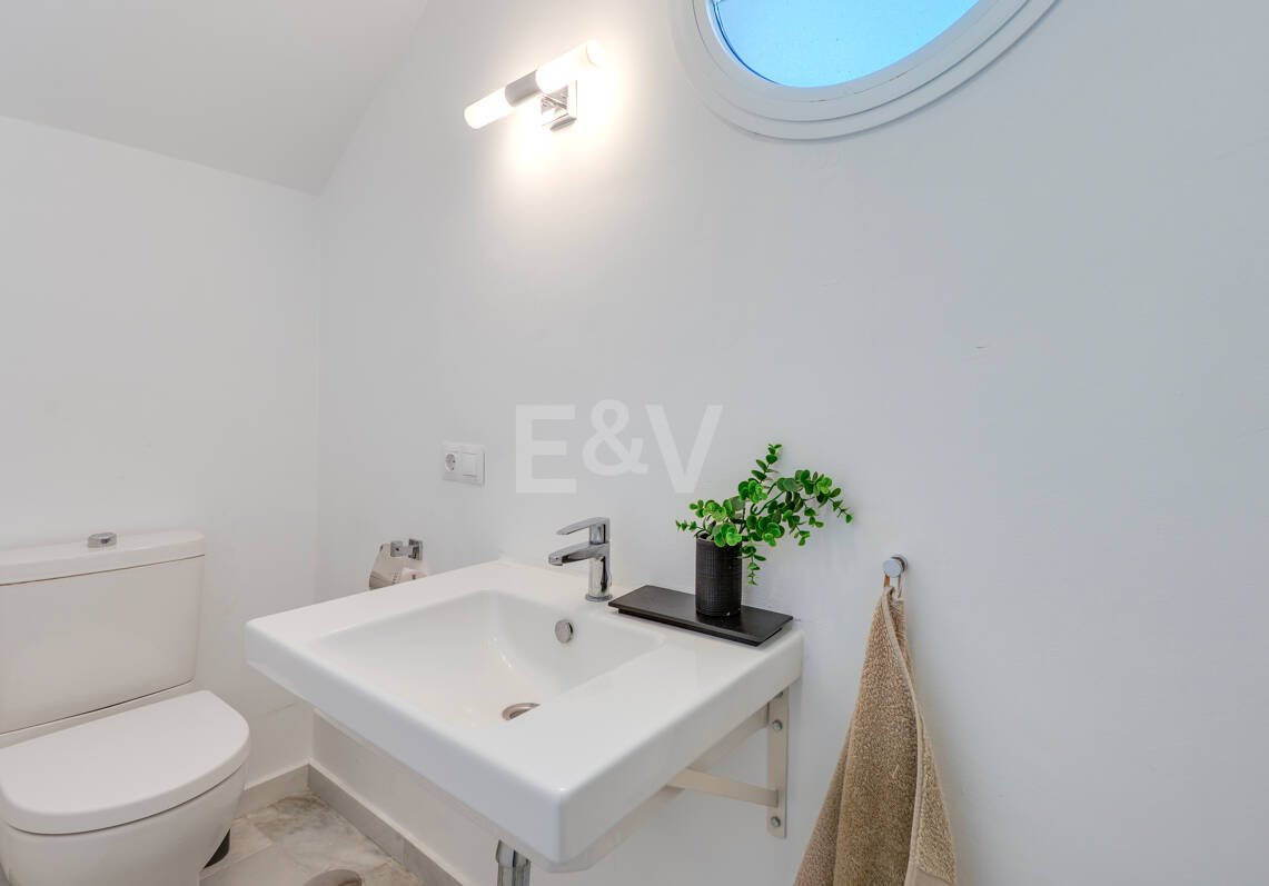 Duplex Penthouse w pierwszej lokalizacji w Nueva Andalucía
