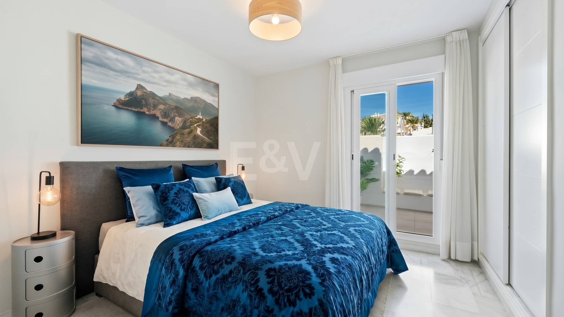 Duplex Penthouse w pierwszej lokalizacji w Nueva Andalucía