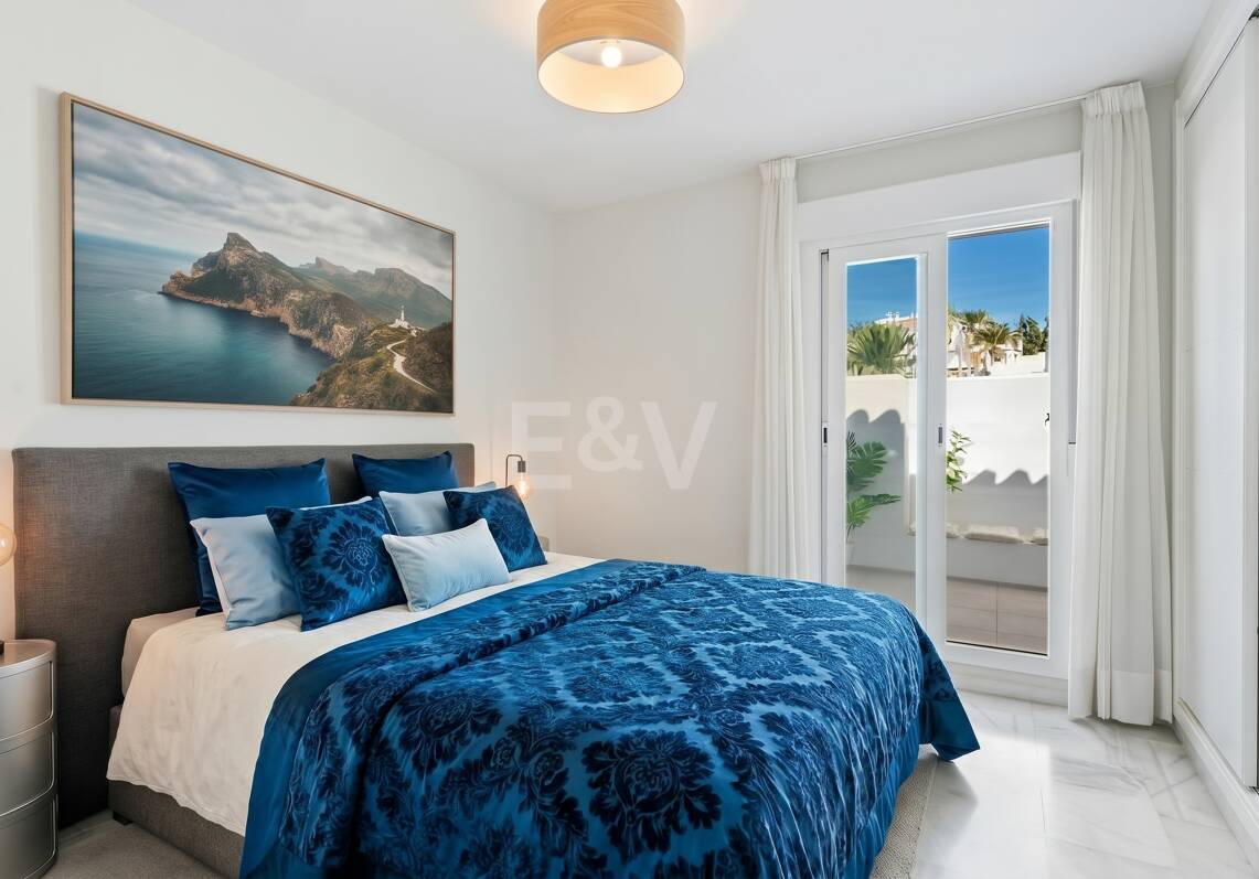 Duplex Penthouse w pierwszej lokalizacji w Nueva Andalucía