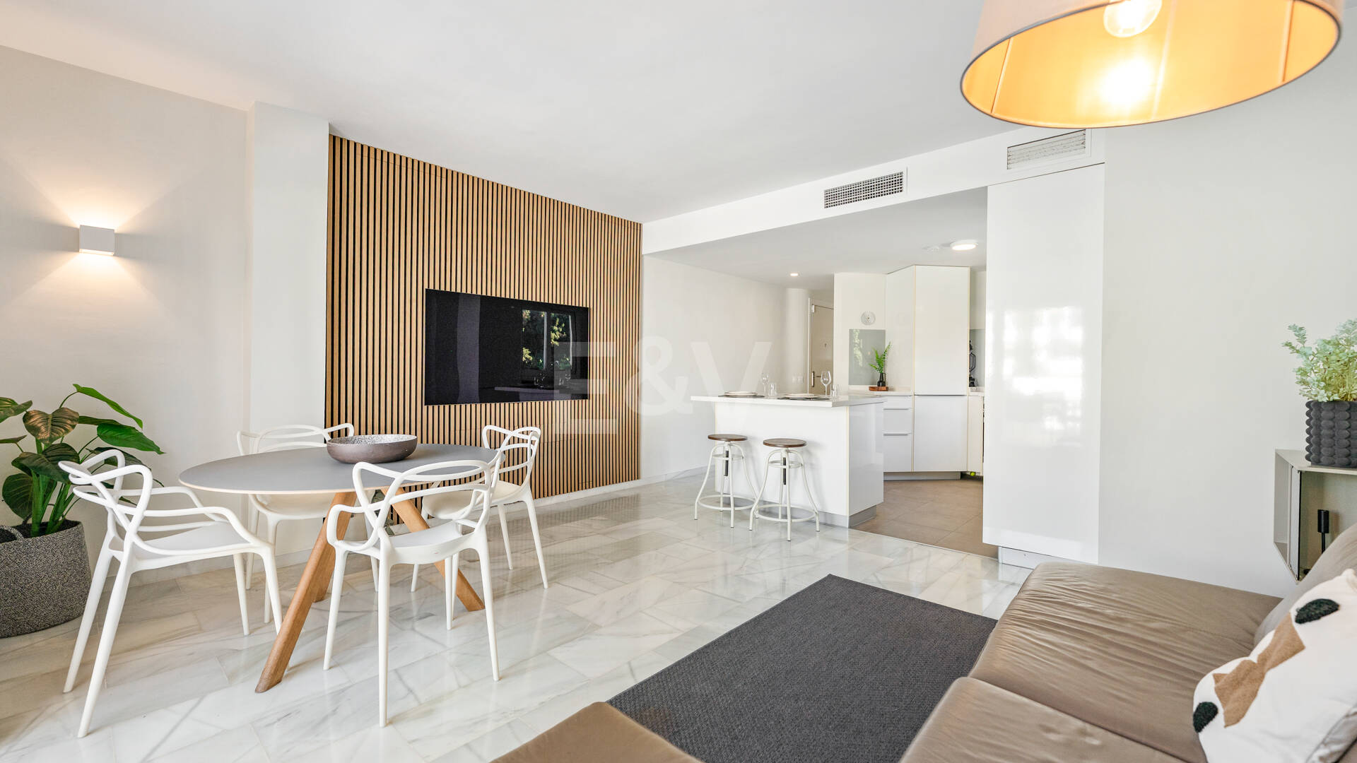 Duplex Penthouse w pierwszej lokalizacji w Nueva Andalucía