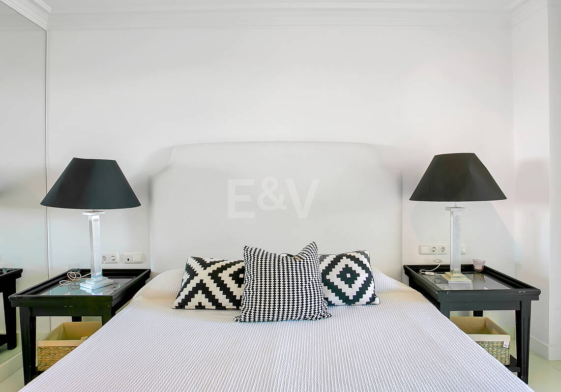 Elegantes Apartment mit 4 Schlafzimmern am Strand und Meerblick in Playa Esmeralda