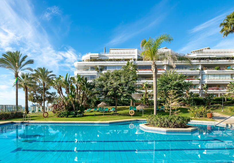 Elegantes Apartment mit 4 Schlafzimmern am Strand und Meerblick in Playa Esmeralda