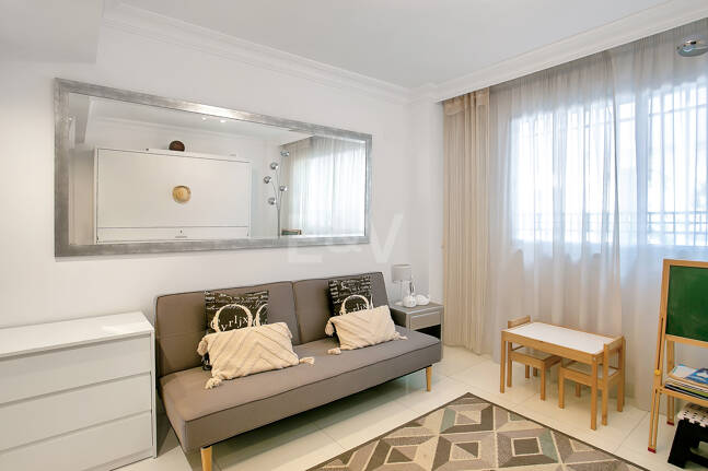 Elegantes Apartment mit 4 Schlafzimmern am Strand und Meerblick in Playa Esmeralda