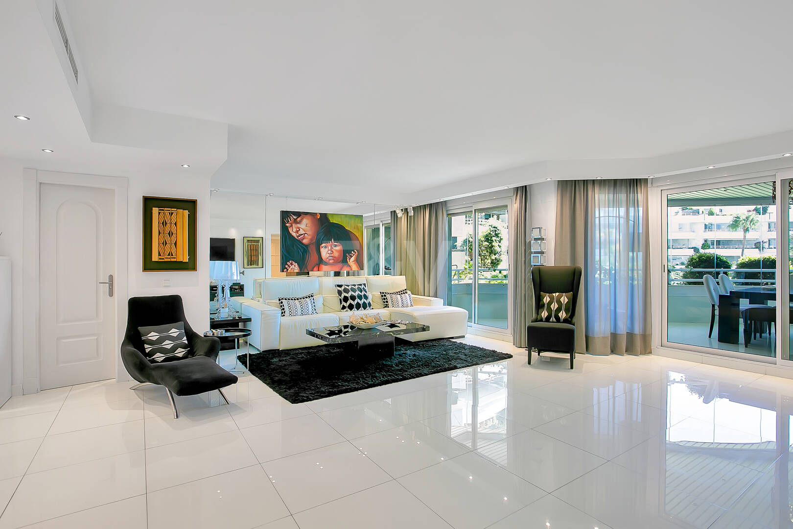 Elegantes Apartment mit 4 Schlafzimmern am Strand und Meerblick in Playa Esmeralda