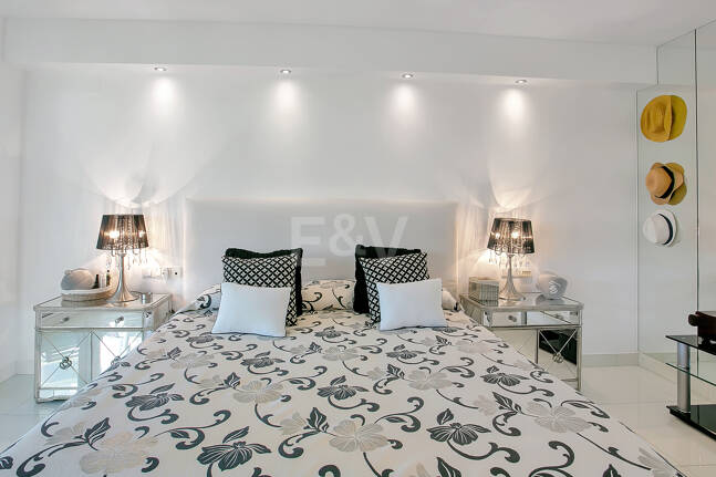 Elegantes Apartment mit 4 Schlafzimmern am Strand und Meerblick in Playa Esmeralda