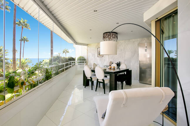 Elegantes Apartment mit 4 Schlafzimmern am Strand und Meerblick in Playa Esmeralda