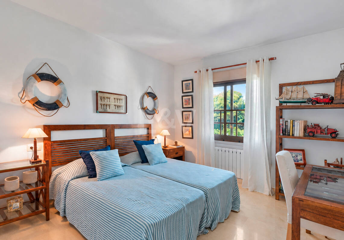 Seafront Lägenhet med havsutsikt i Cabopino
