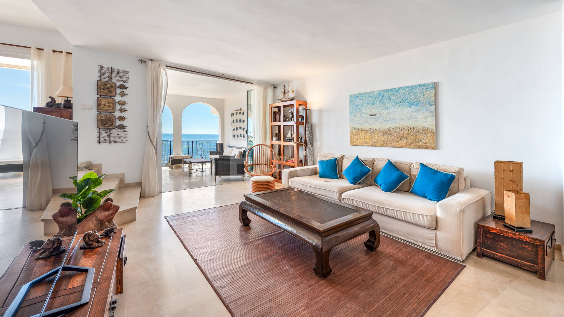 Seafront Lägenhet med havsutsikt i Cabopino